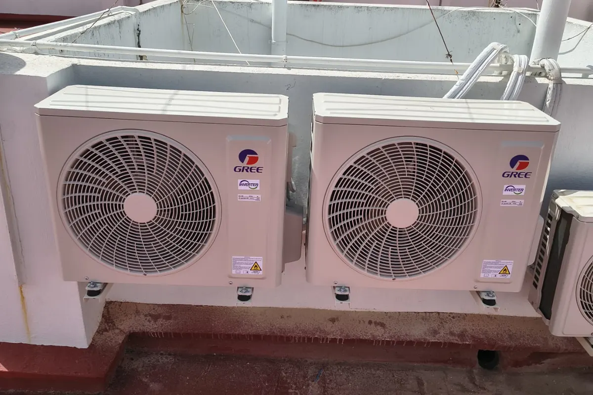 Instalación de aire acondicionado Gree Pular 9 en Valencia